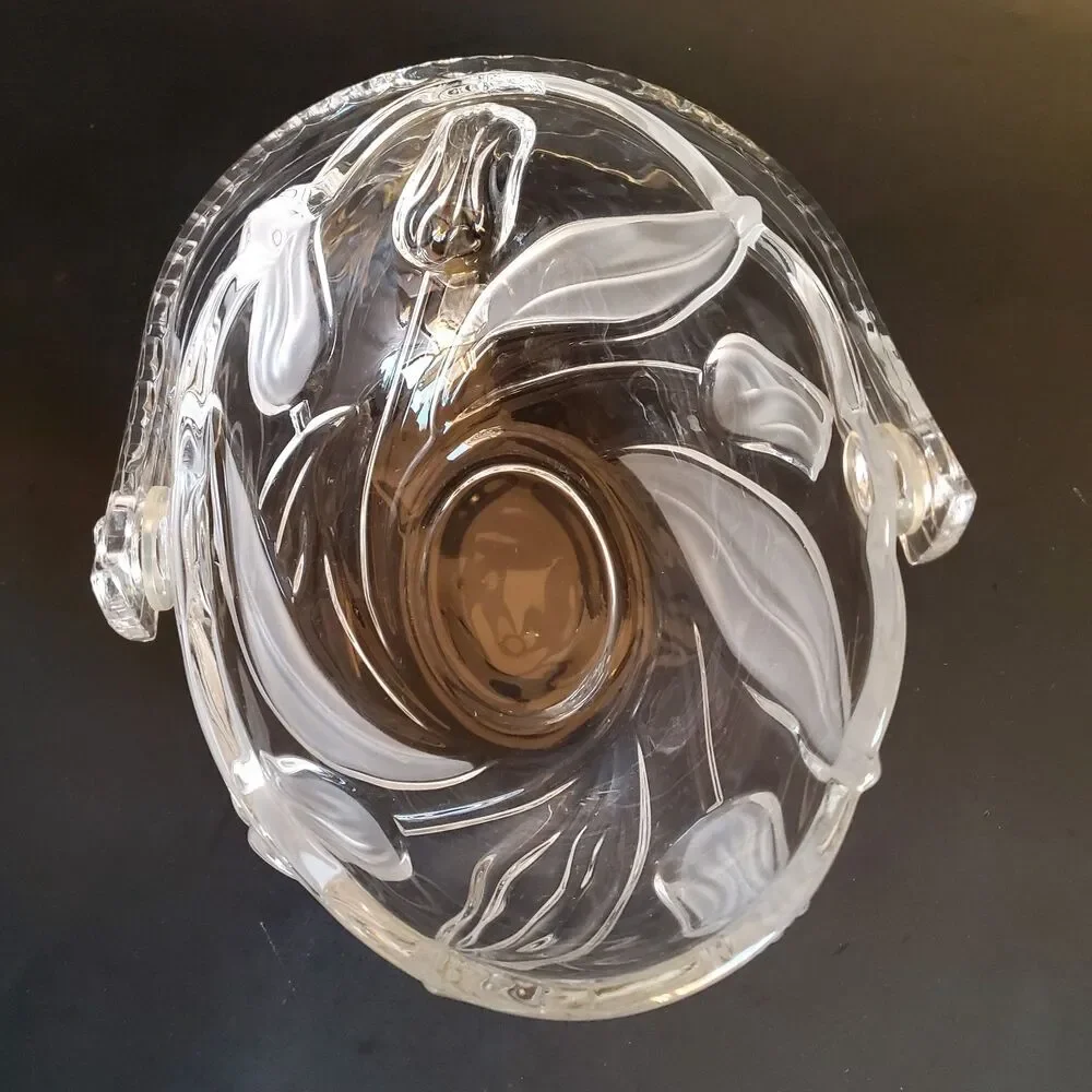 90s Mikasa Nadine Frosted Tulip Elegant Polished Glass Basket Acrylic Handle Vtg